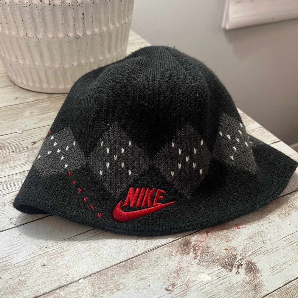 Nike argyle knit hat